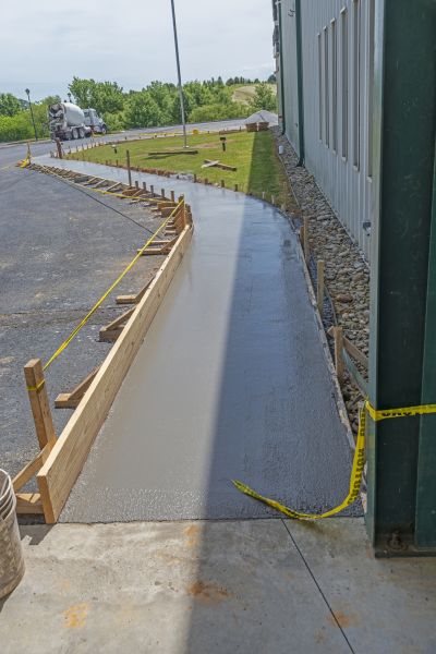 Concrete Sidewalk Paving in Visalia